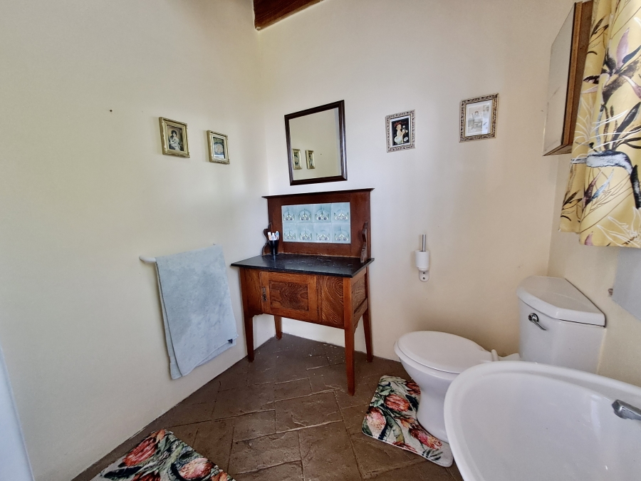 4 Bedroom Property for Sale in Grotto Bay Western Cape